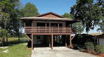 1st image of 1528 Lakeview Dr