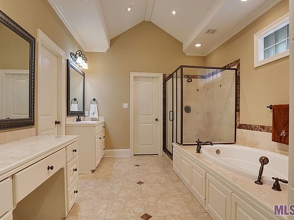 5th image of 36490 Retreat Ln