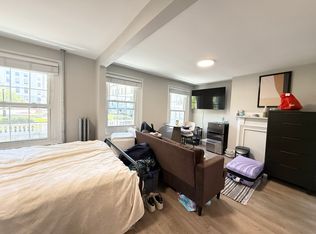 14 Derne St #303, Boston, MA 02114