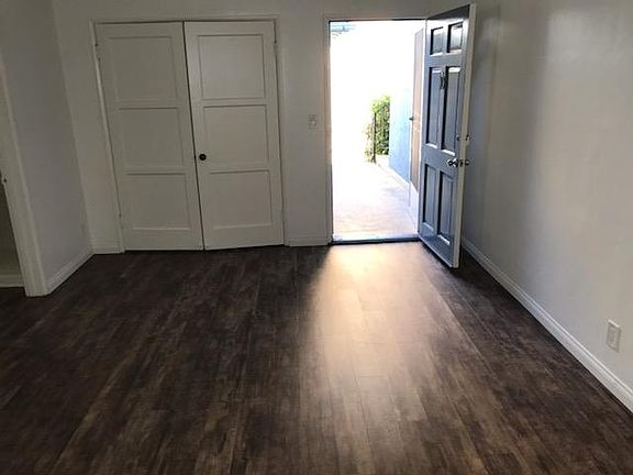 3rd image of 3509 E Ocean Blvd APT 10