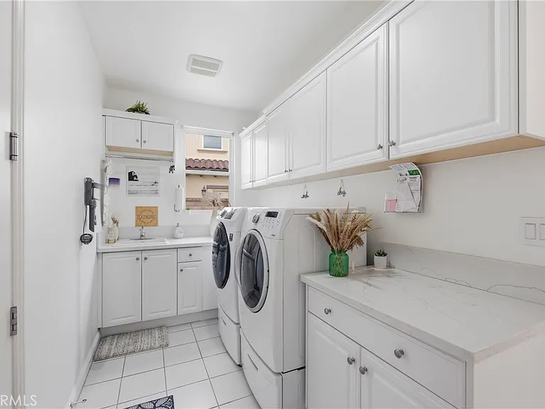 14852 Hightop St — Photo 18