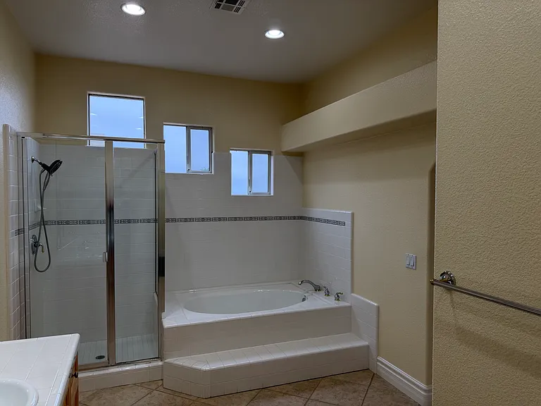 6833 Urubu St — Photo 40