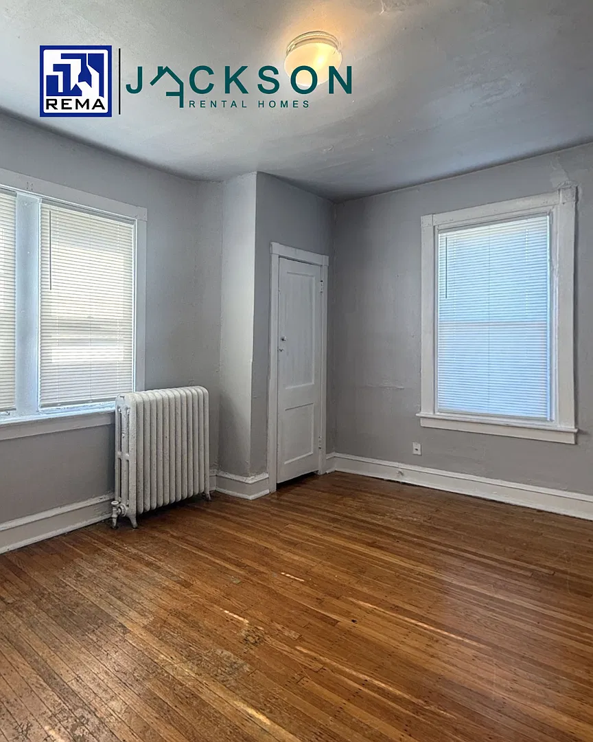 6550 North Lambert St., 3 bedrooms, 1 bathroom Home — Photo 1