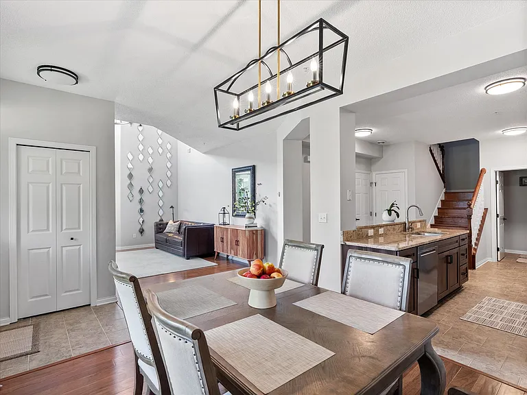 9660 Washington Blvd #3 — Photo 12