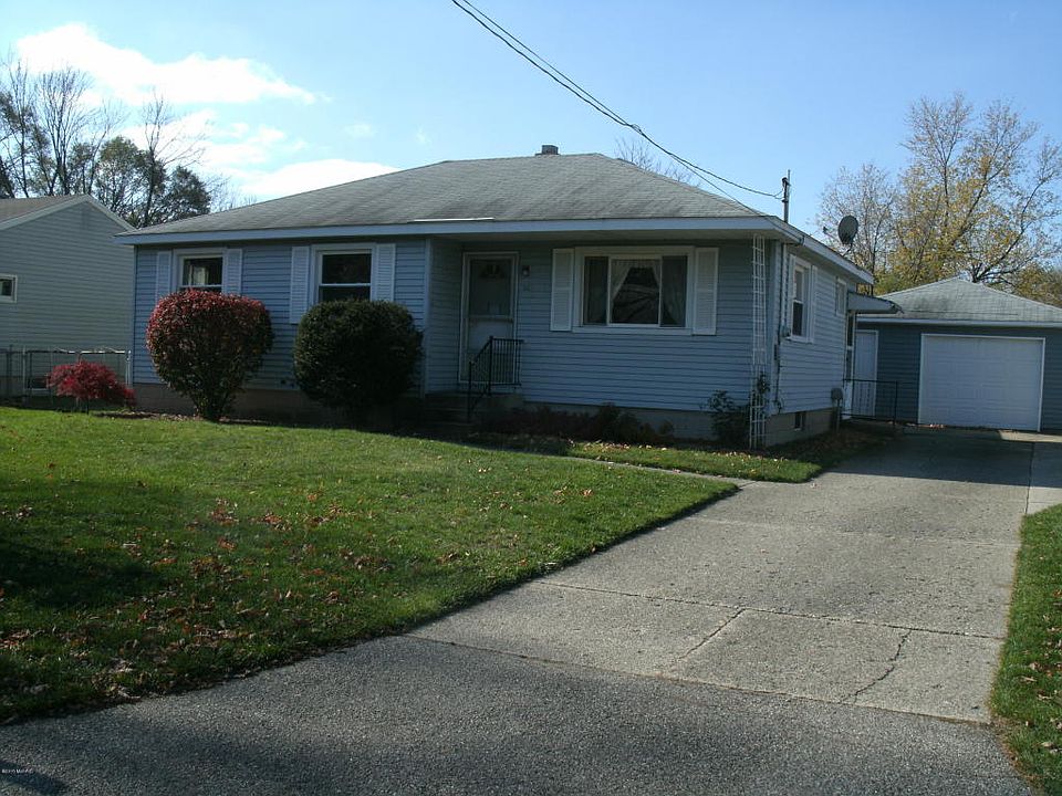 1st image of 5513 Claudia Ave SE