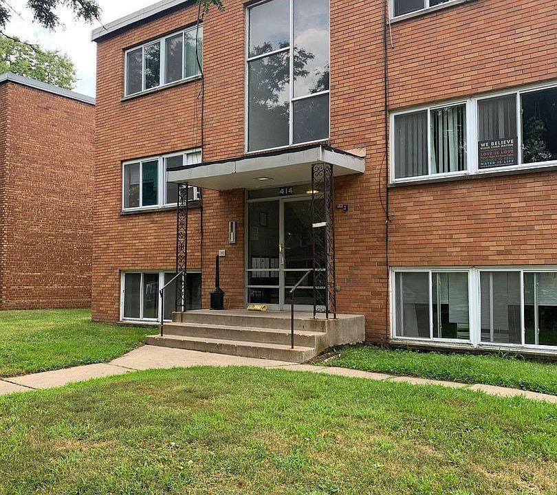 2nd image of 414 7th St SE #102