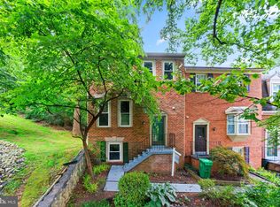 6 Meadow Grass Ct, Gaithersburg, MD 20878