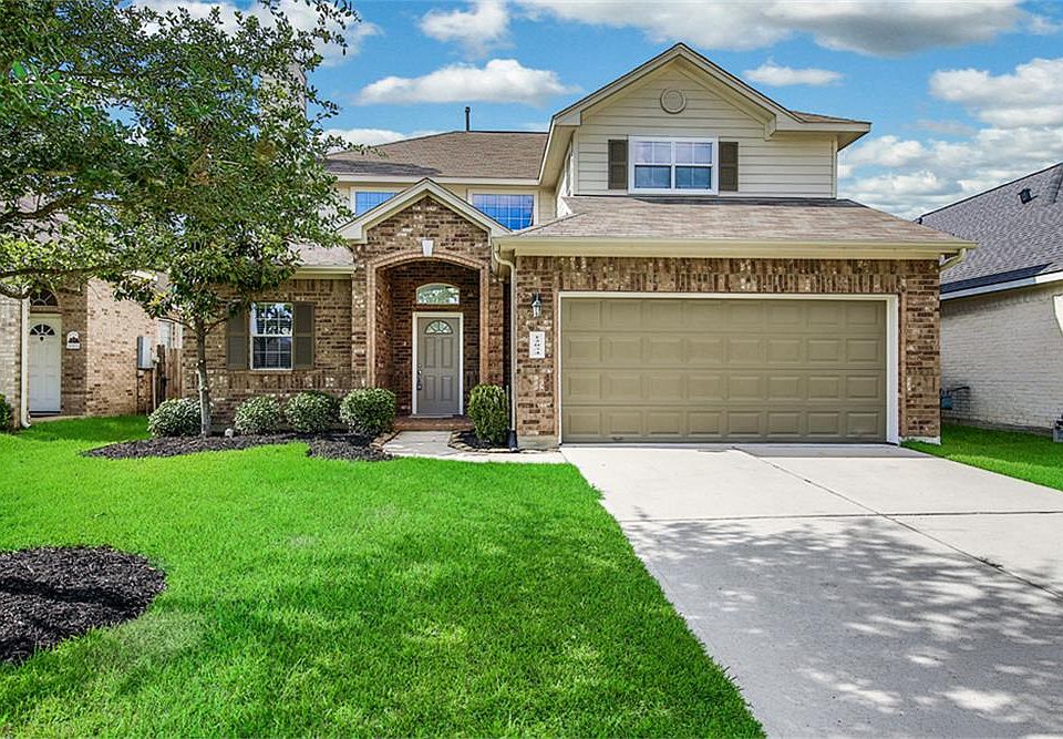 1st image of 12034 Green Willow Falls Dr
