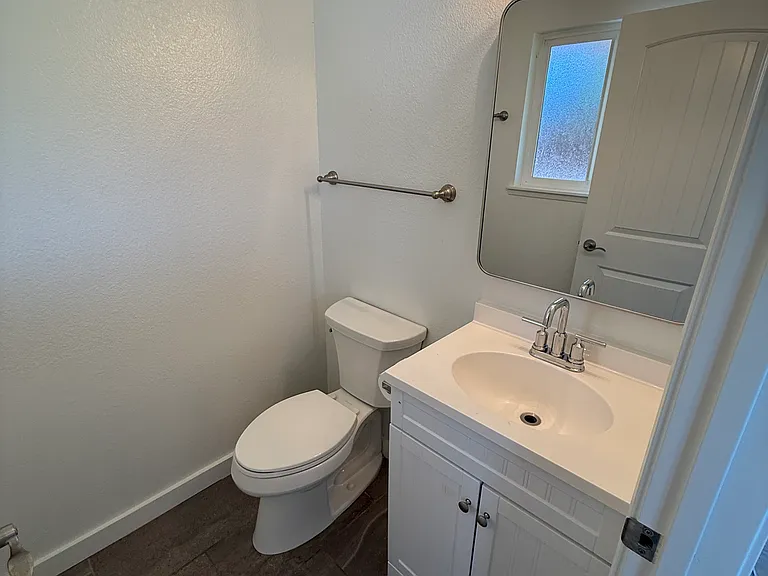 1108 S Kellogg St — Photo 10