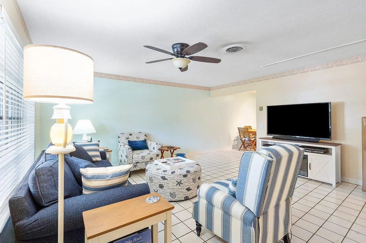 2 bed, 2.0 bath, 992 sqft, $3,500 — Photo 4