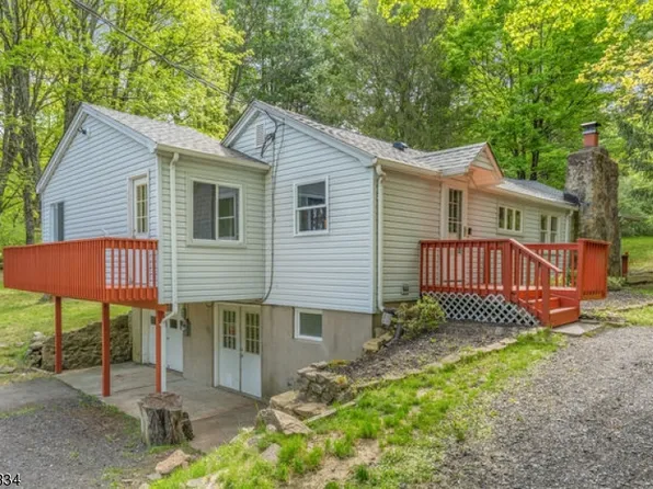 159 Old Turnpike Rd, Washington Twp., NJ 07865