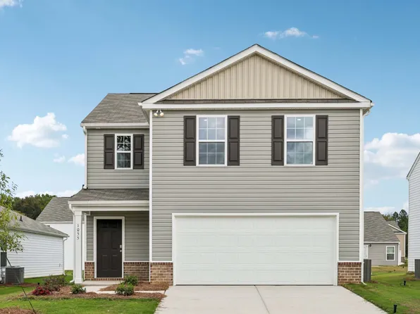 2083 10th St SE, Hickory, NC 28602