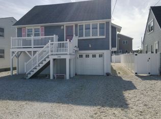 246 W 14th St, Ship Bottom, NJ 08008