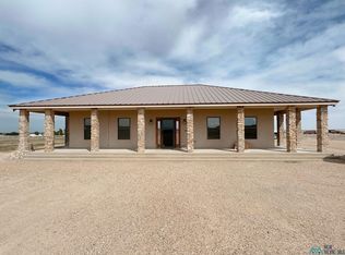 31 Via Blanco Dr, Roswell, NM 88203