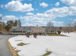 16 Dogwood Ln, Washington, NJ 07882