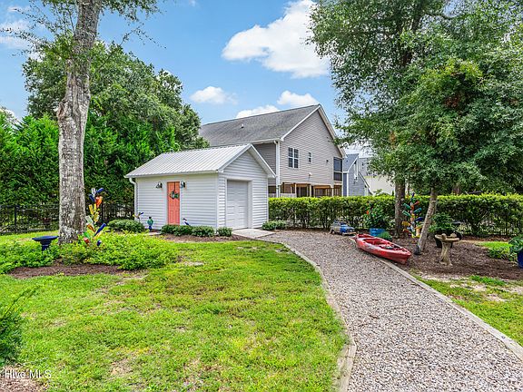 2nd image of 303 W Oak Island Drive