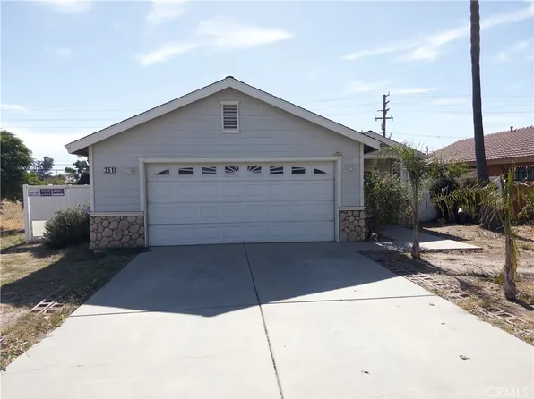 351 E 7th St, Perris, CA 92570