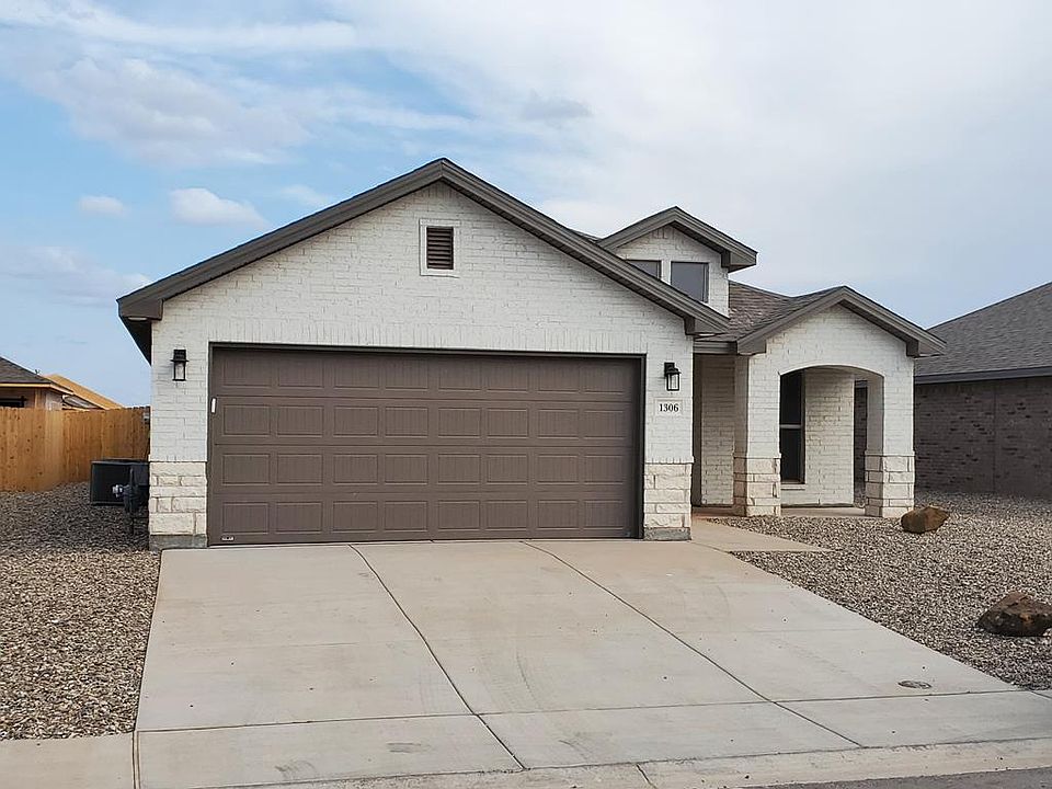 1st image of 1306 Masquerade Blvd
