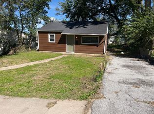2233 N 39th St, Omaha, NE 68111