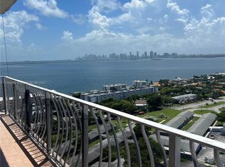 7601 E Treasure Dr PENTHOUSE 103, North Bay Village, FL 33141