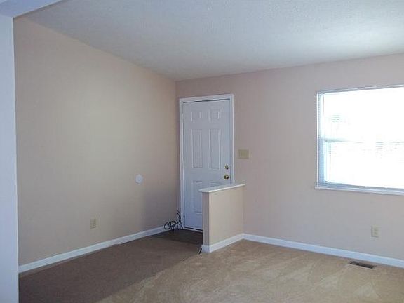 5th image of 2110 Poncianni Ave