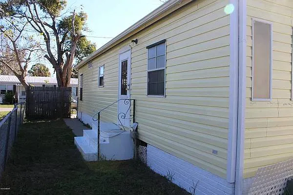 6156 Pat Helen - 1 — Photo 3