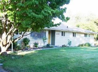 1127 Garden Ter, Grants Pass, OR 97527