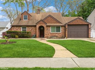 47 Riverside Ave, Massapequa, NY 11758