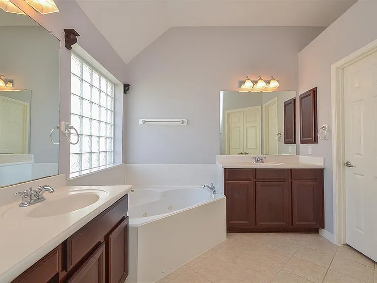 6726 Oakman Ln — Photo 25