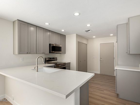 4th image of 4031 W Lone Cactus Drive
