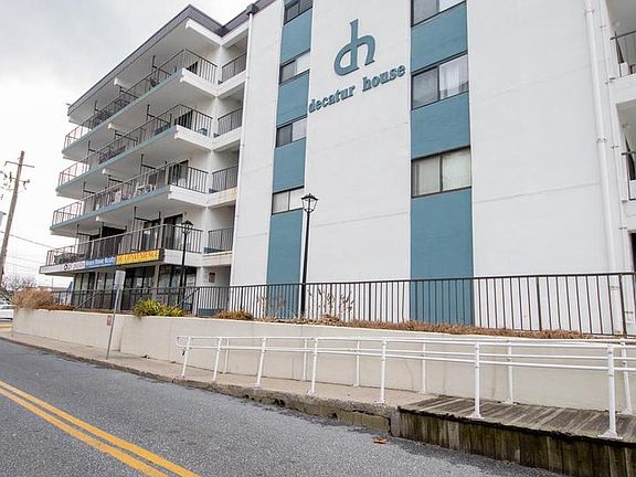 2nd image of 1201 Atlantic Ave Unit 303