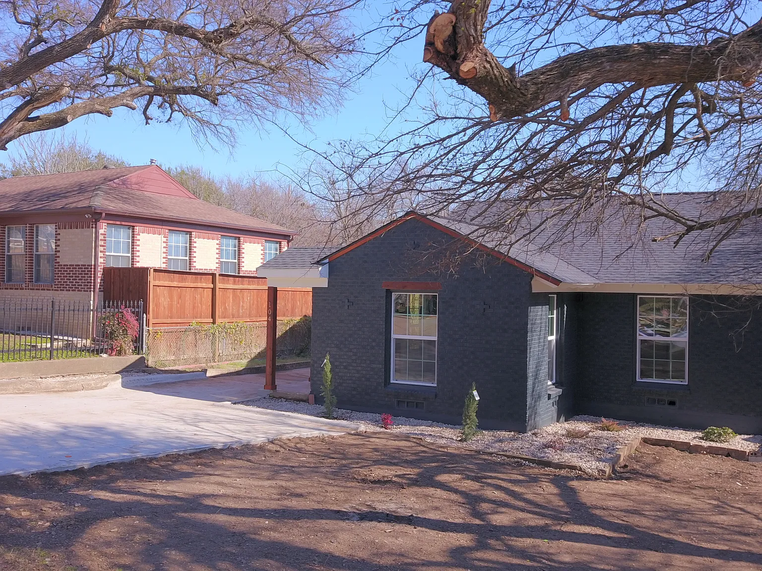 104 S Jester Ave — Photo 1