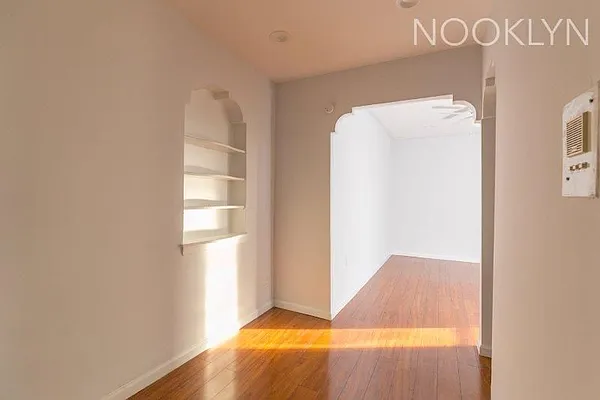 Rented by Nooklyn NYC LLC | media 23