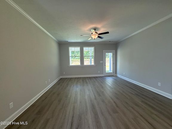 5th image of 633 Ashburn Drive #Wd329