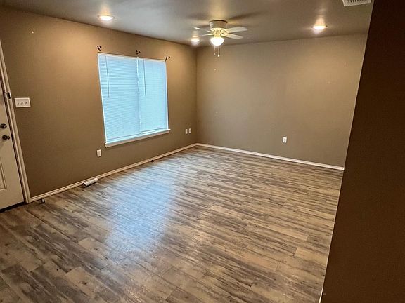 4th image of 3412 East Broadway