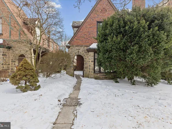 302 Wadsworth Ave, Philadelphia, PA 19119