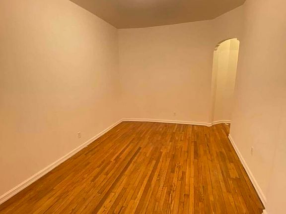 3rd image of 203 Underhill Ave APT 2A