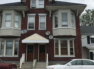 106 E Baltimore St APT 2, Hagerstown, MD 21740