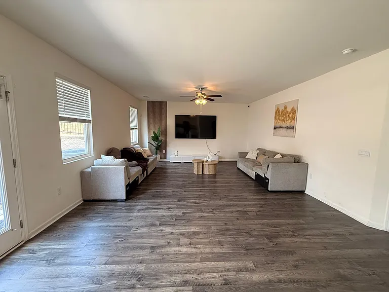 1435 Village Brook Dr — Photo 4