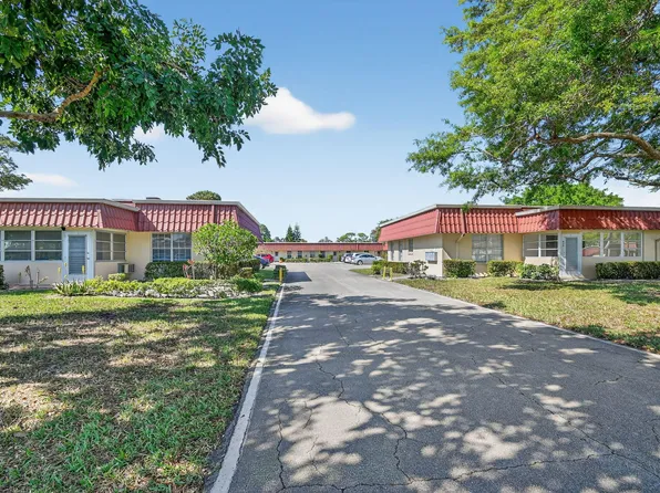 856 A Salem Lane, Lake Worth, FL 33467