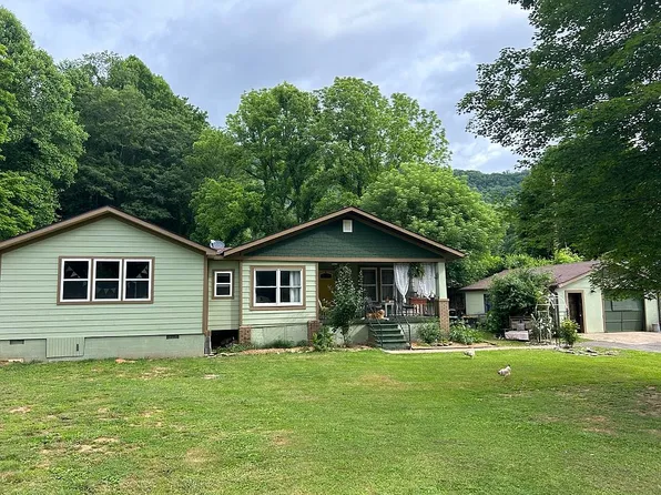 204 Burnette Cir, Waynesville, NC 28786