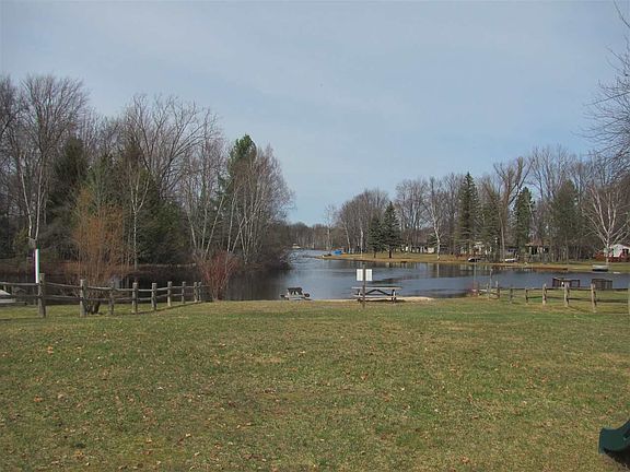 4th image of Xxx Lake James Dr
