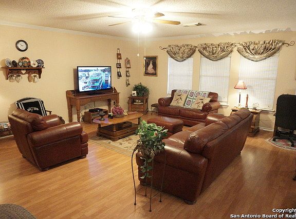 2nd image of 16174 Walnut Creek Dr