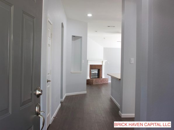 3605 Villanova Dr