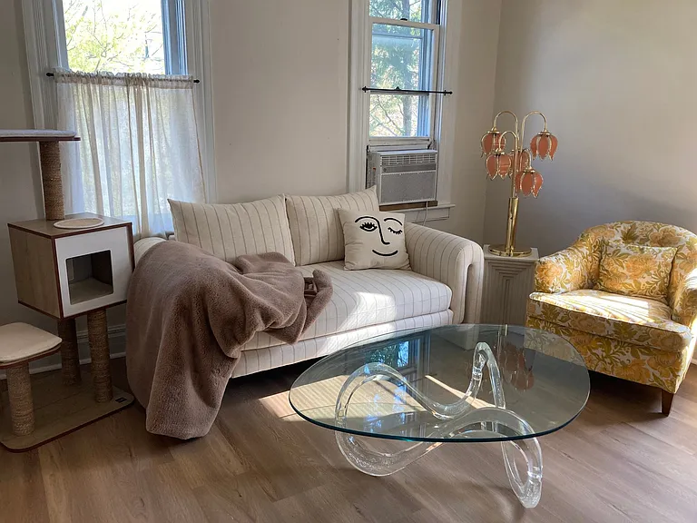 821 W Liberty St #2 — Photo 8