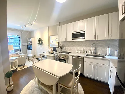 Rented by Corcoran | media 2
