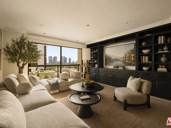 10724 Wilshire Blvd APT 803, Los Angeles, CA 90024