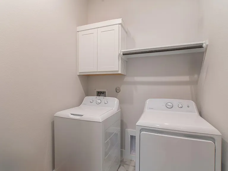 8030 Allston Village Trl — Photo 48