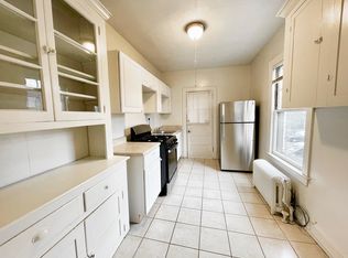 702 Farmington Ave #B3, West Hartford, CT 06119