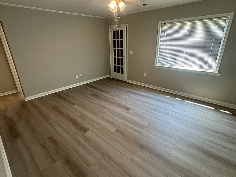 8169 Garbor Ave #HOUSE — Photo 10